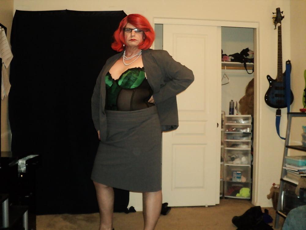 25P all  dressed and know one to fuck