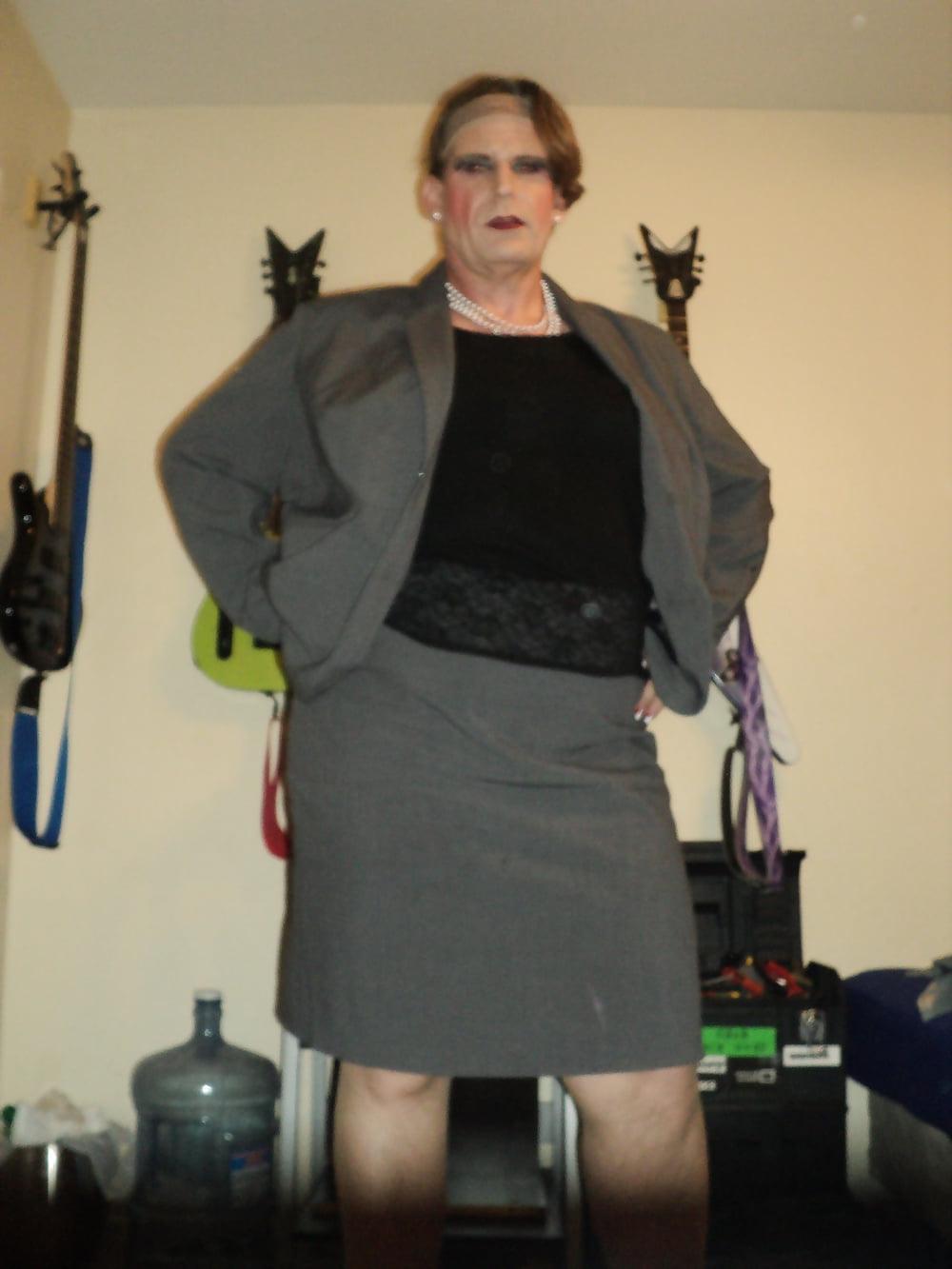 25P all  dressed and know one to fuck