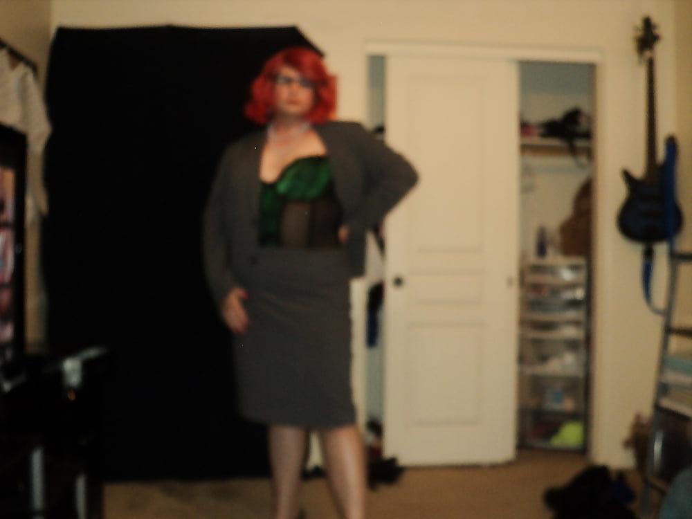 25P all  dressed and know one to fuck