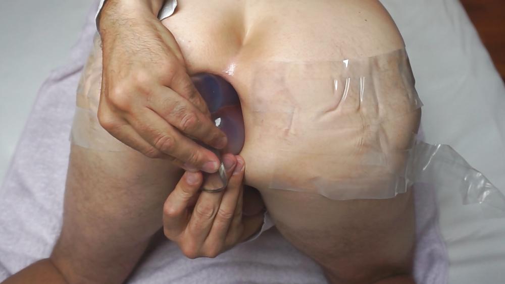 9P Anal gape games august 2015