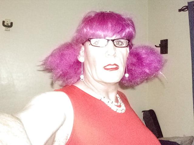 25P all  dressed and know one to fuck