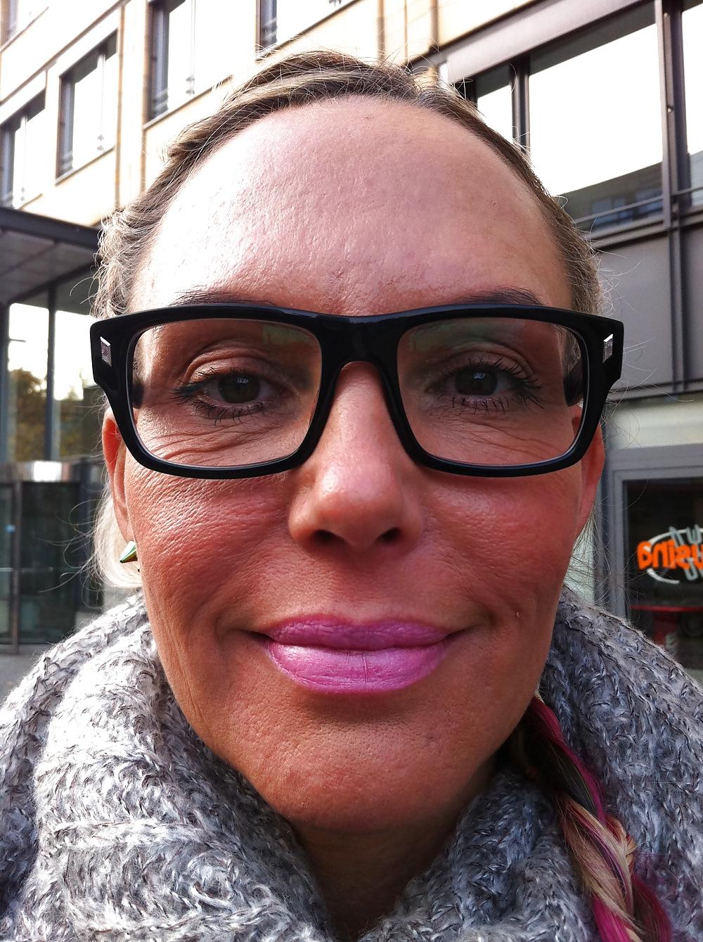16P Natascha Ochsenknecht.Wichst sie voll&kommentiert die MILF!