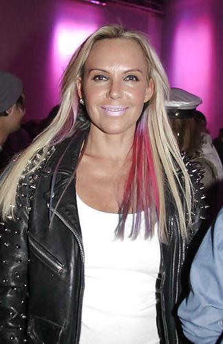16P Natascha Ochsenknecht.Wichst sie voll&kommentiert die MILF!