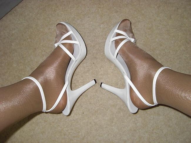 18P Tan Pink White Heels