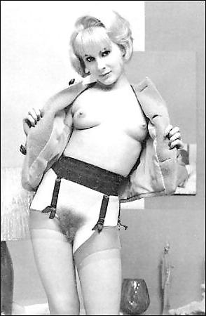 25P Vintage Ladies In Stockings 4