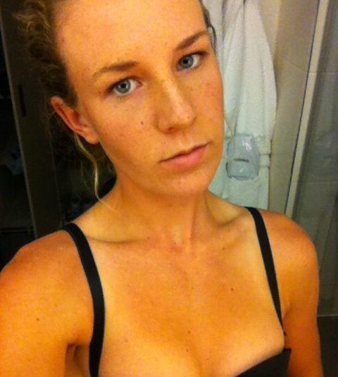 10P Olivia Rogowska nude