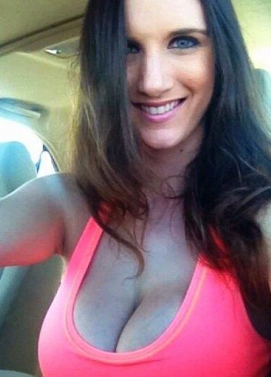 21P Dancingintheocean nude