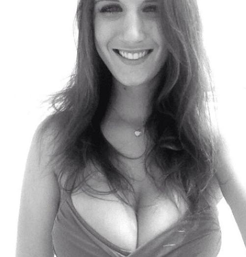 21P Dancingintheocean nude
