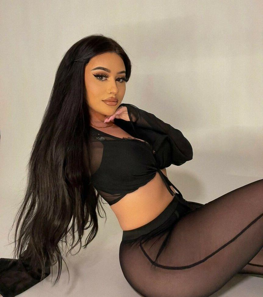 25P Champggne nude
