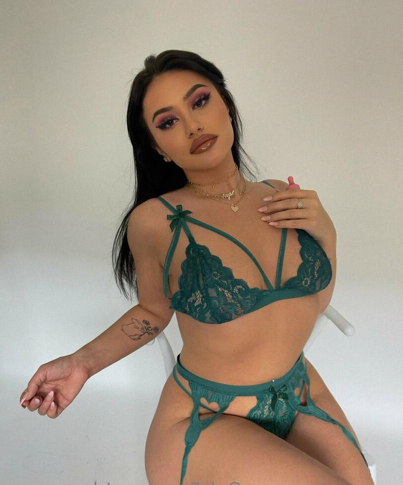 25P Champggne nude