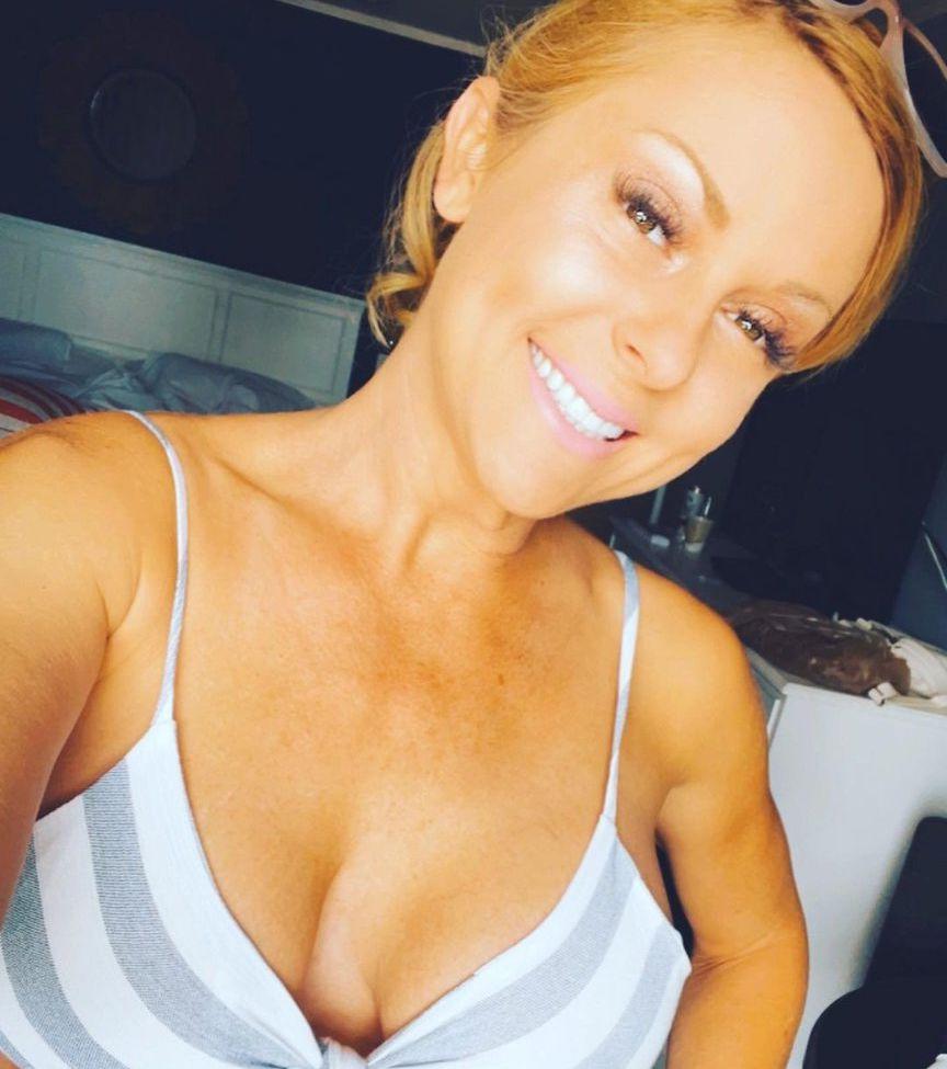 7P Lois Ann nude
