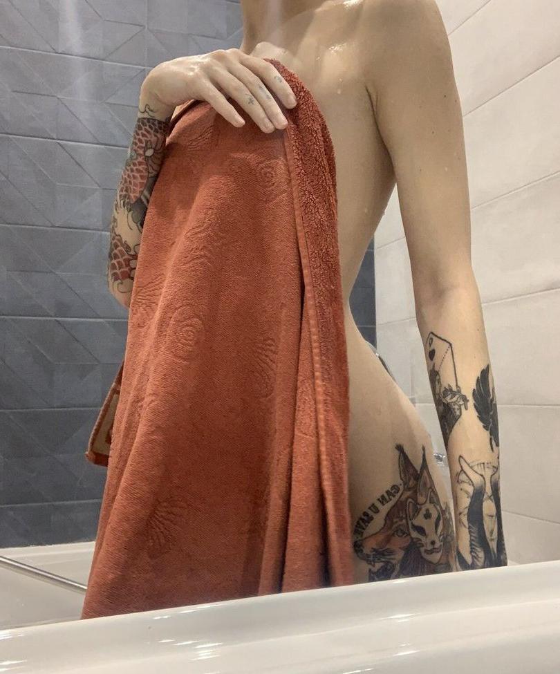 12P Bafomeet nude