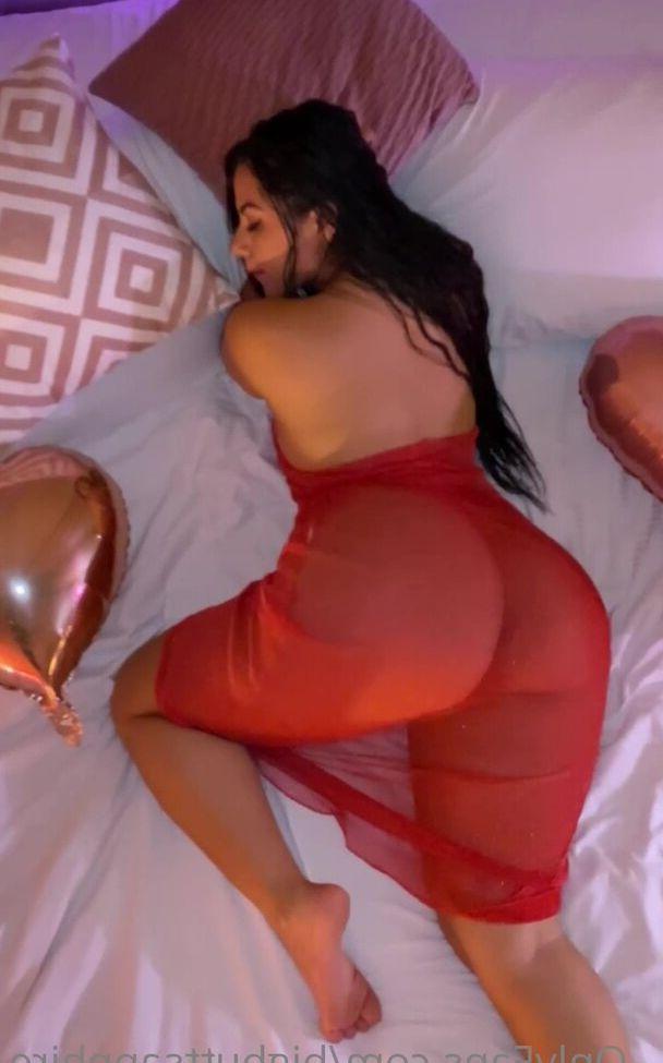 8P Bigbuttsapphire nude