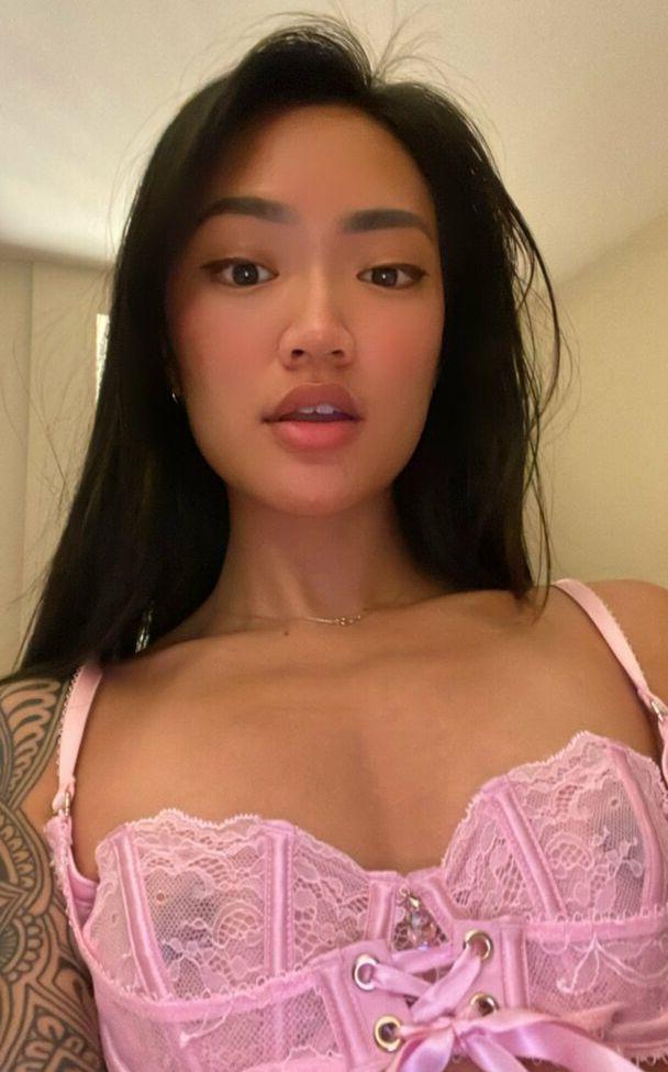 14P Roseunhinged nude