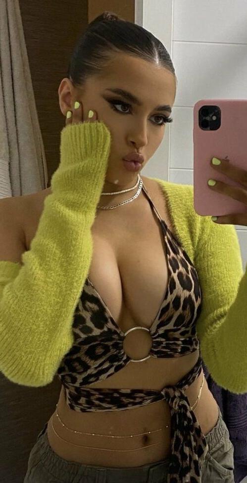16P Evie Tomlinson nude