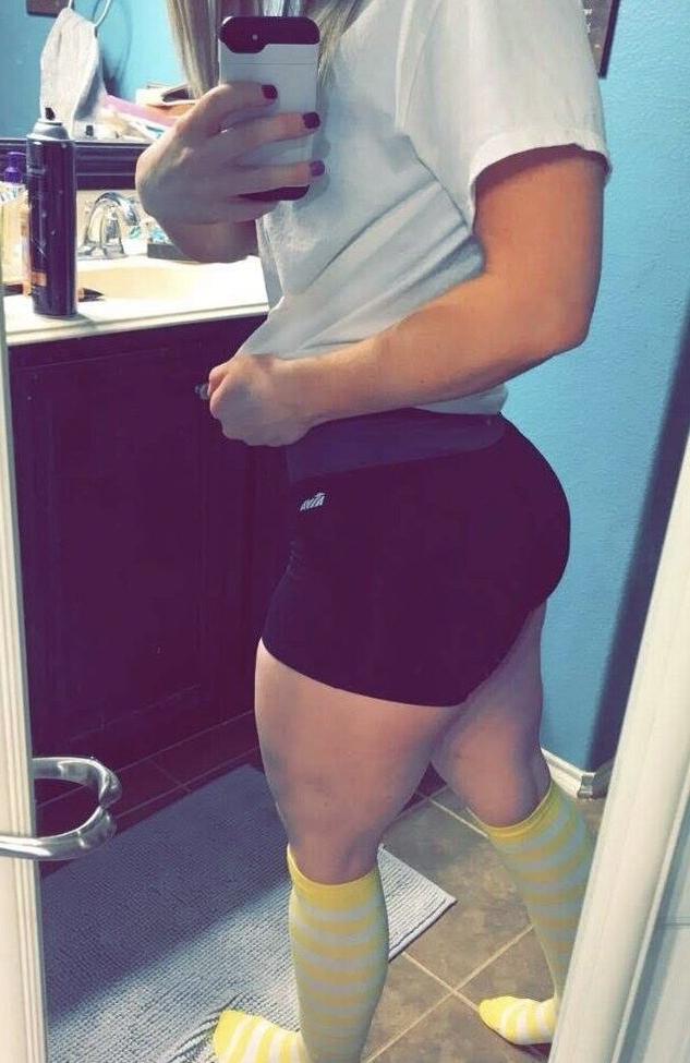 25P Ashleelyn__ nude