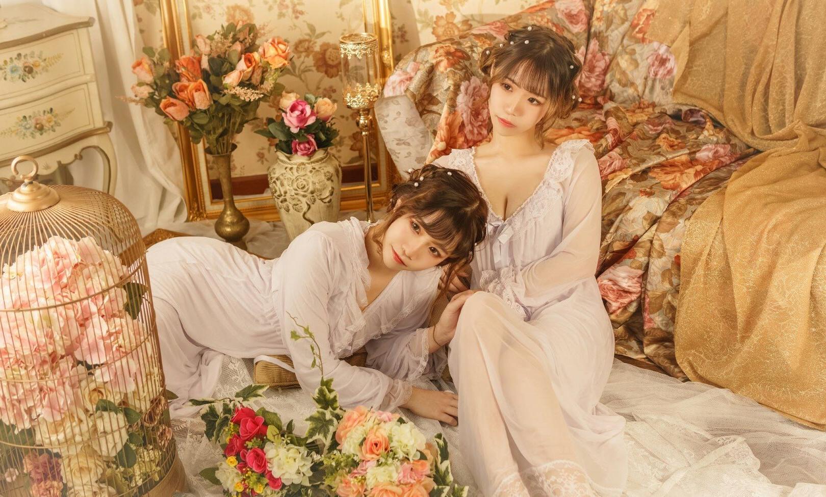 19P Carol X Iris nude