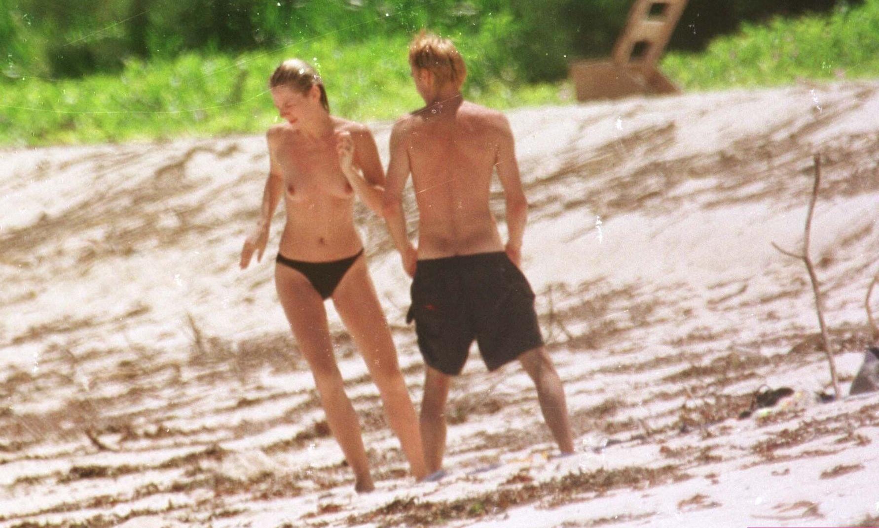 19P Zoe Ball nude