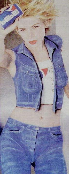 19P Zoe Ball nude