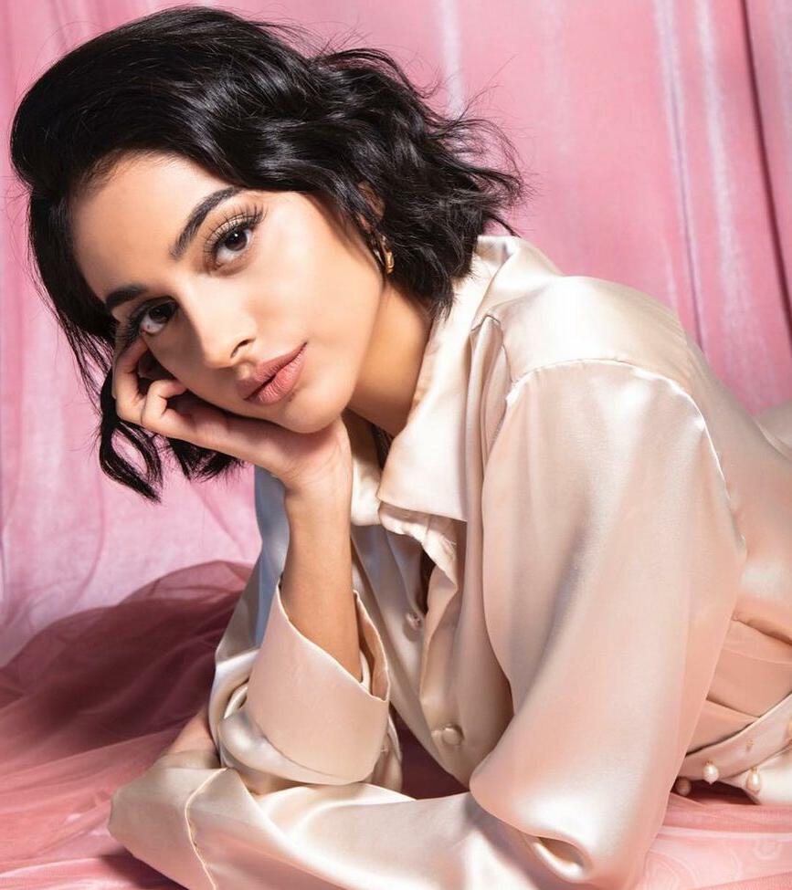 25P Banita Sandhu nude