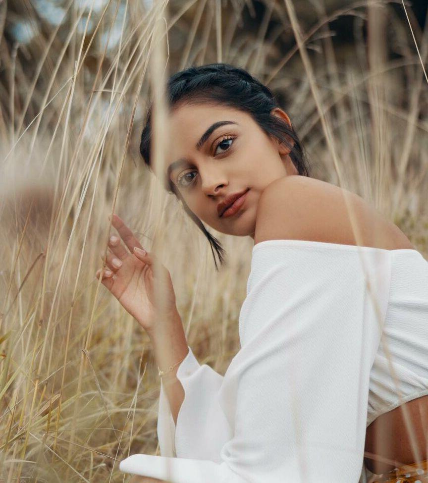 25P Banita Sandhu nude