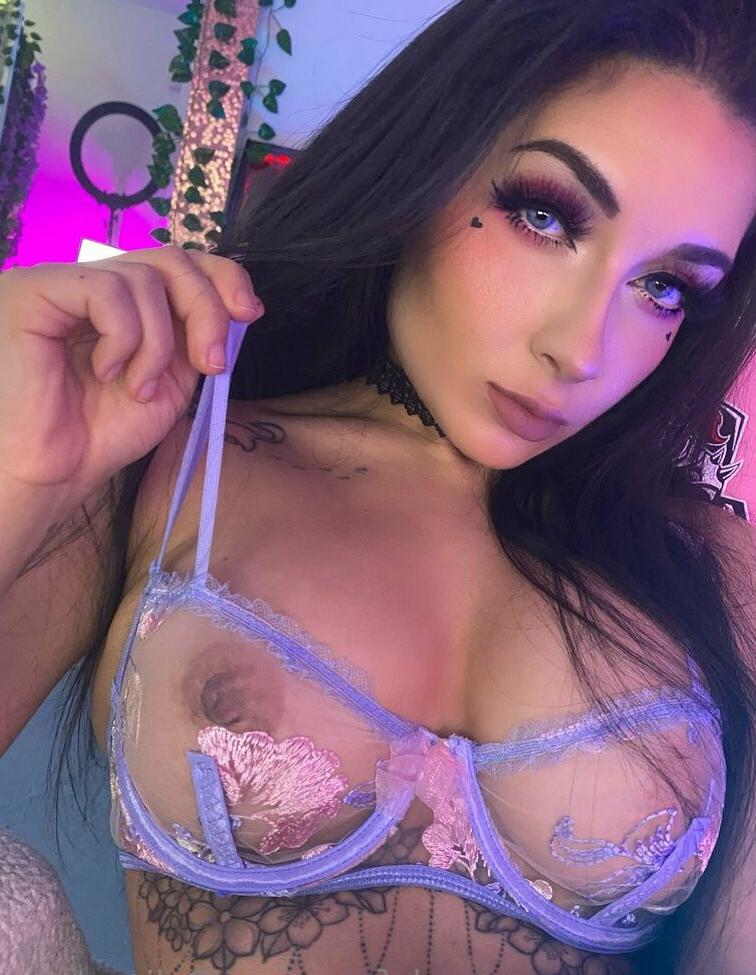 24P BelissaLovely nude