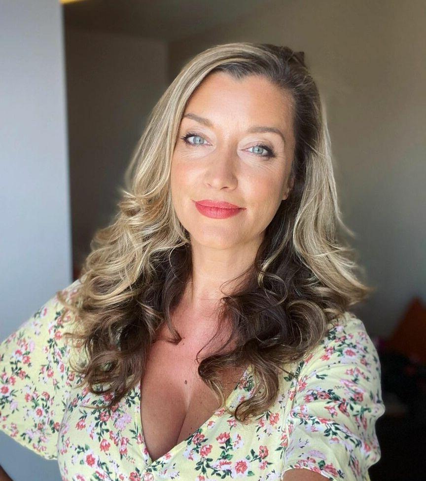 25P Sarah Champion nude