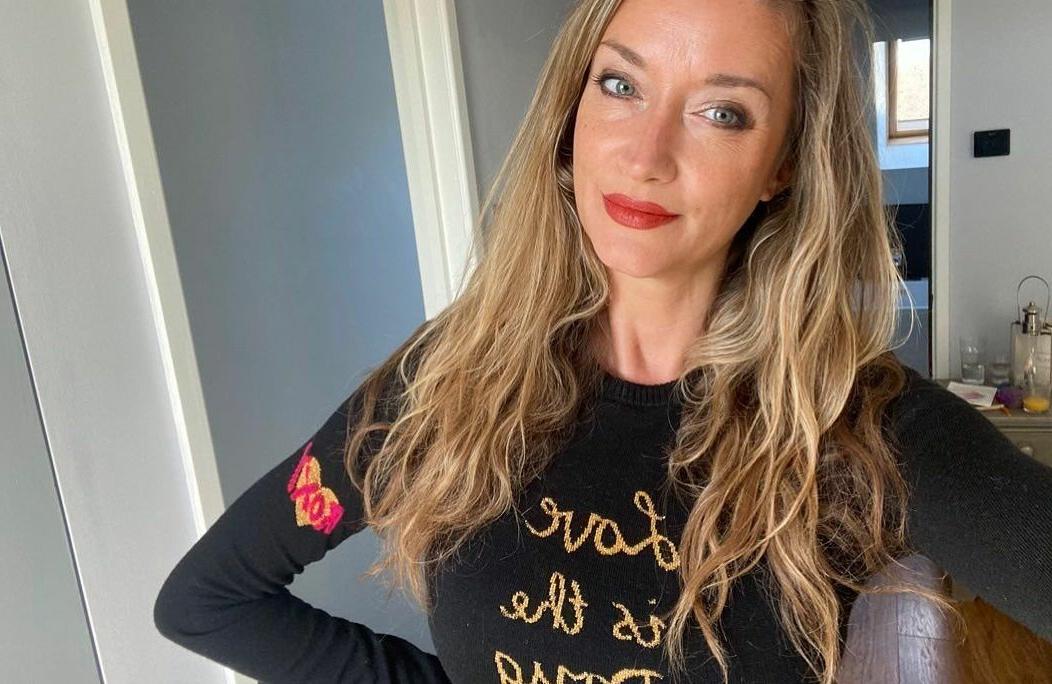 25P Sarah Champion nude