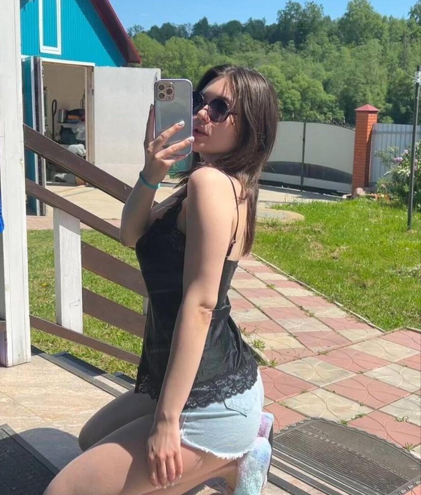 25P Bez.talanta nude