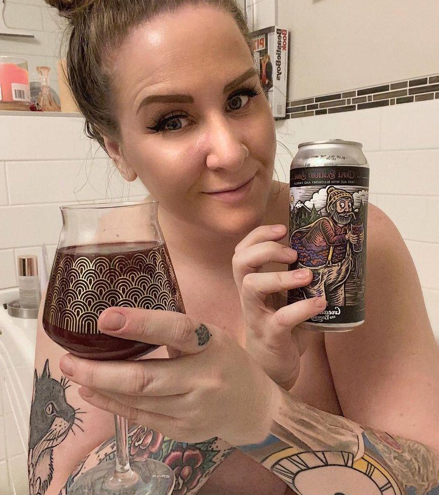 4P Kara_bo_beer_a nackt
