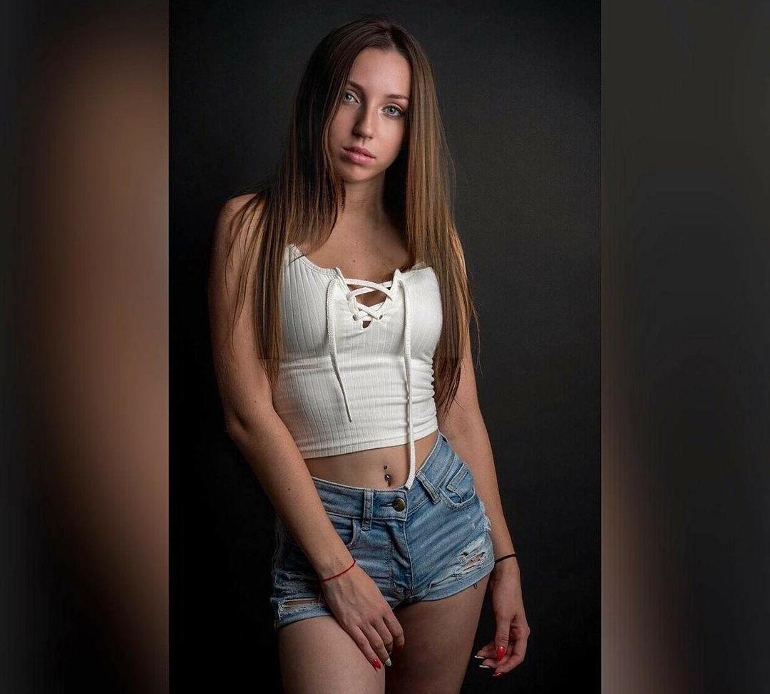 19P Liza Alt nude