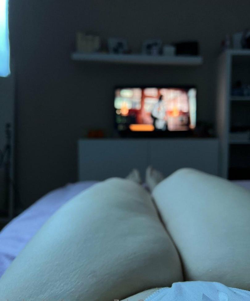25P Hailey Davis nude