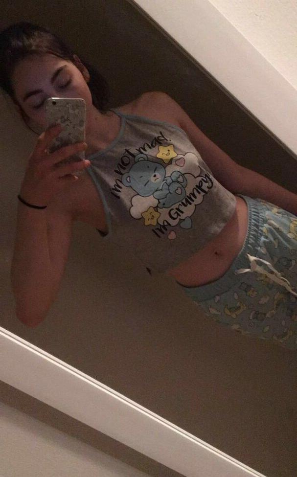 25P Quinnie666 nude