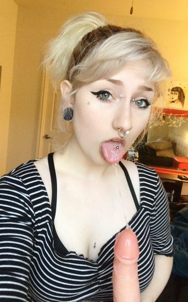 7P Poppylebeaux nude