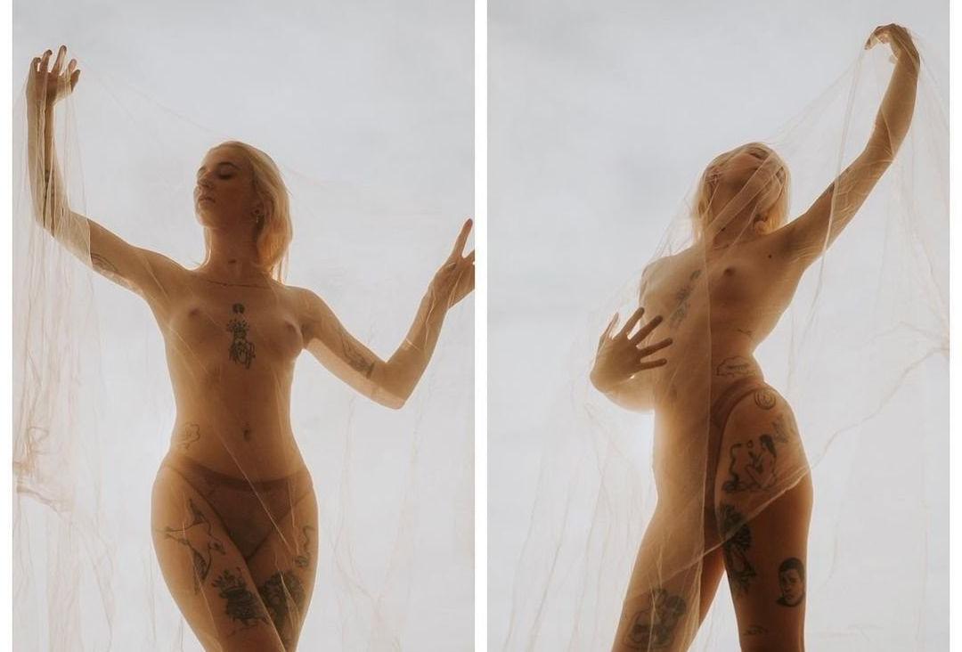 22P Emyjolie_ nude