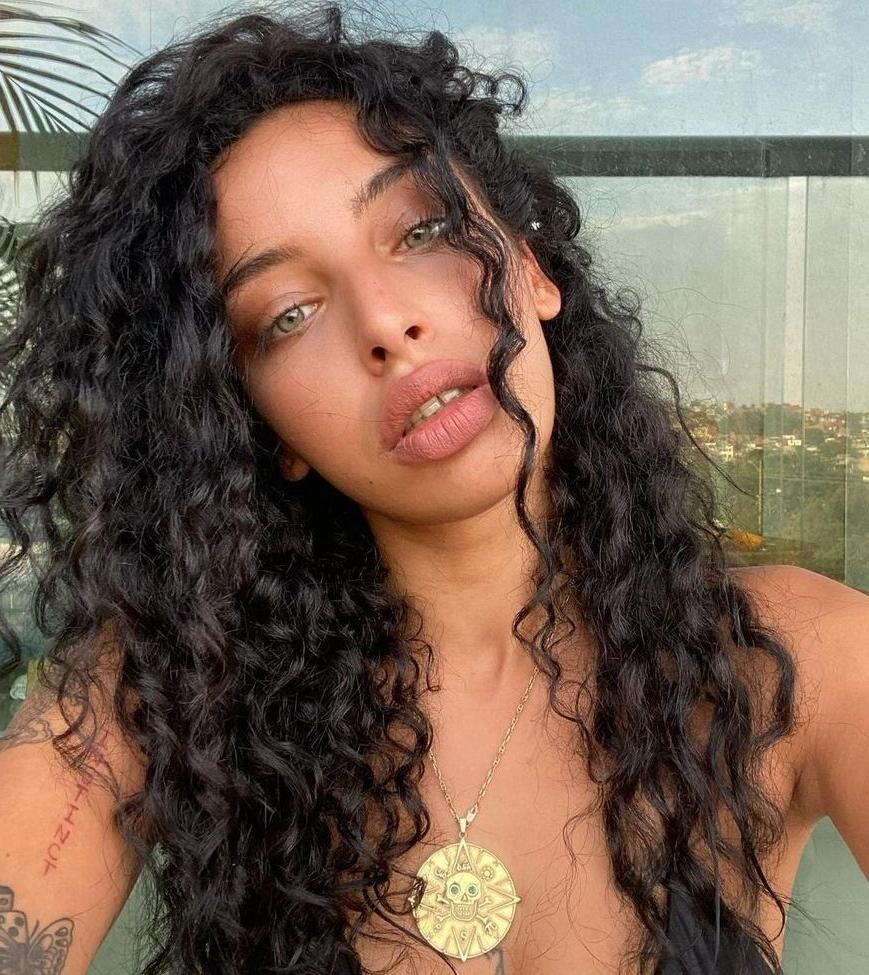 14P Sara Benamara nude