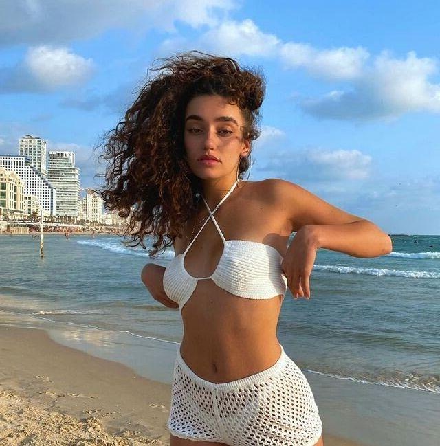 25P Liraz Nomdar nude