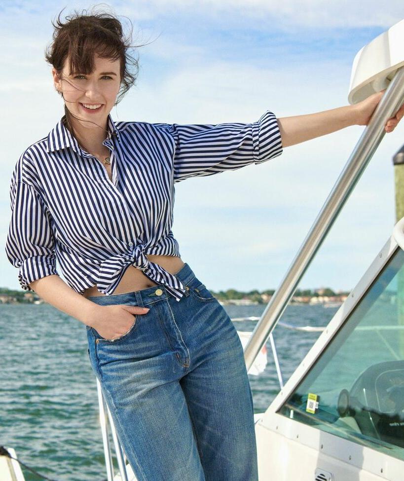 22P Rachel Brosnahan nude