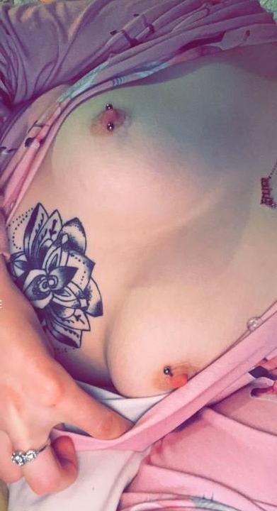 25P Xxatlantisxx2828 nude