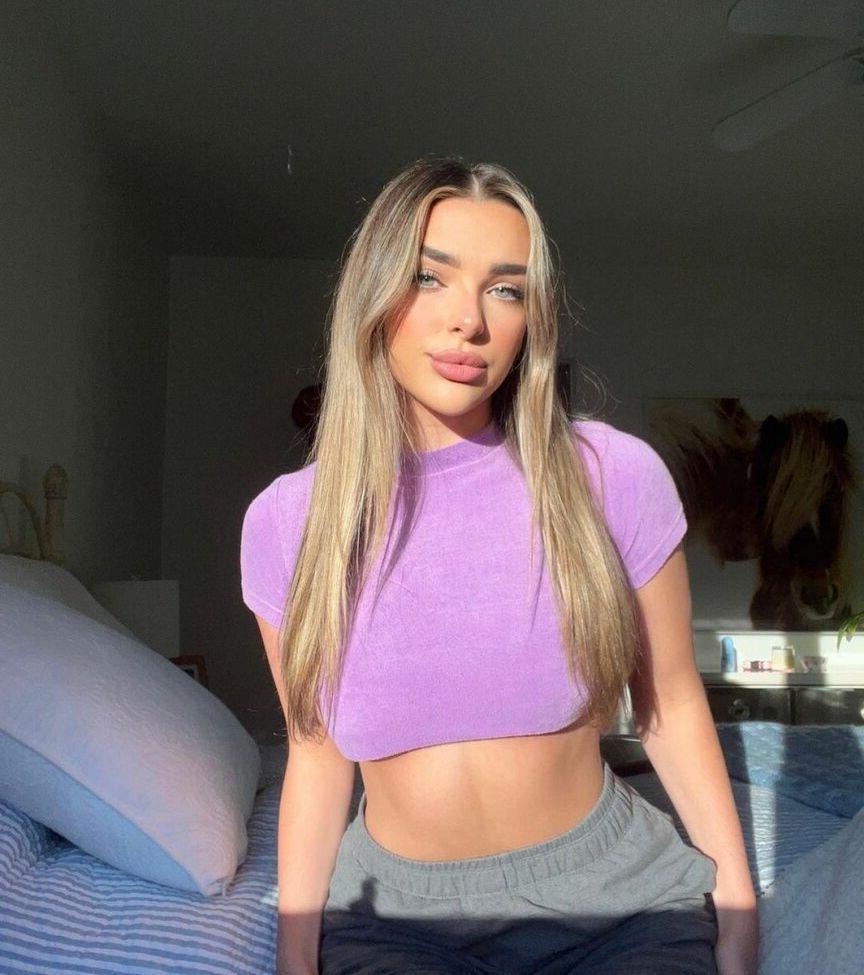 25P Kendall Vertes nude