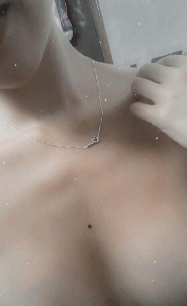 18P Unicorndrank nude