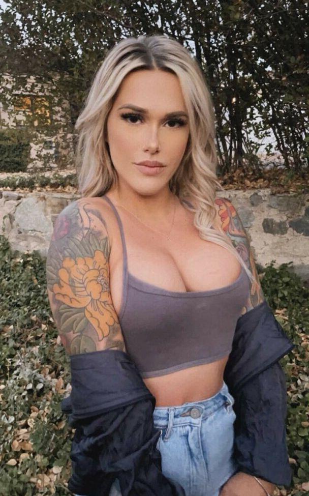 21P Senecamelea nude