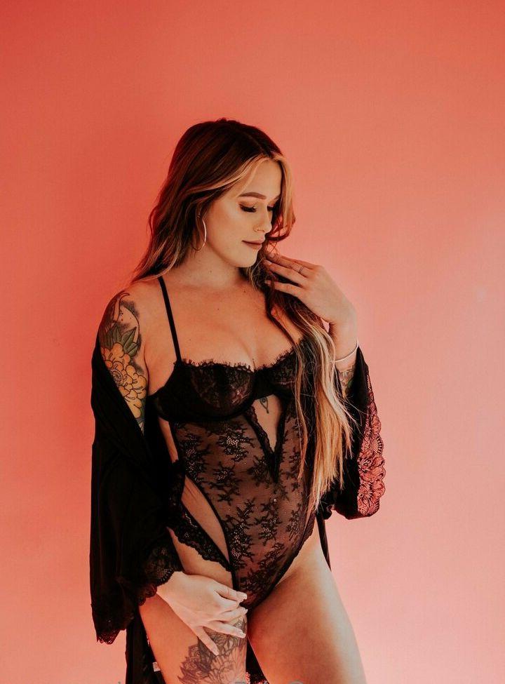 21P Senecamelea nude