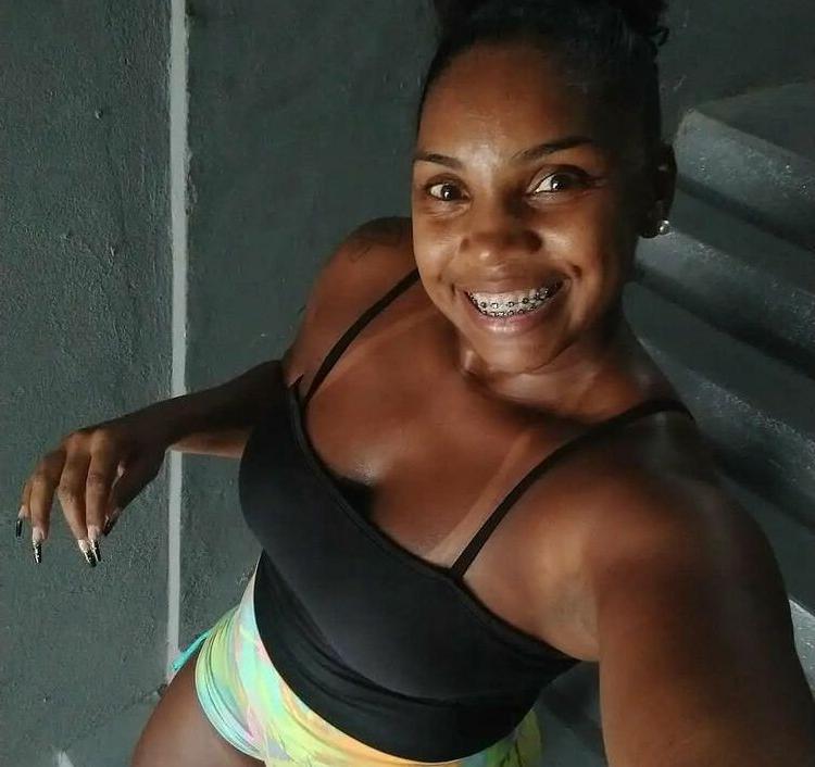 12P Renata Nascimento nude