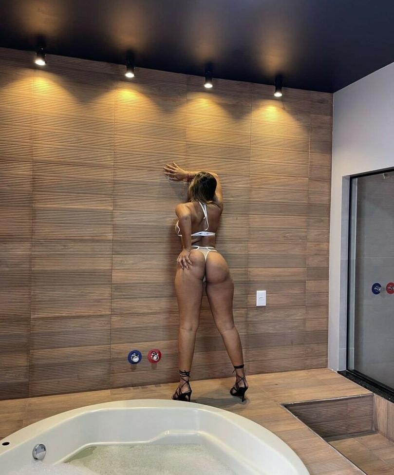 9P Ingrid Maria nude