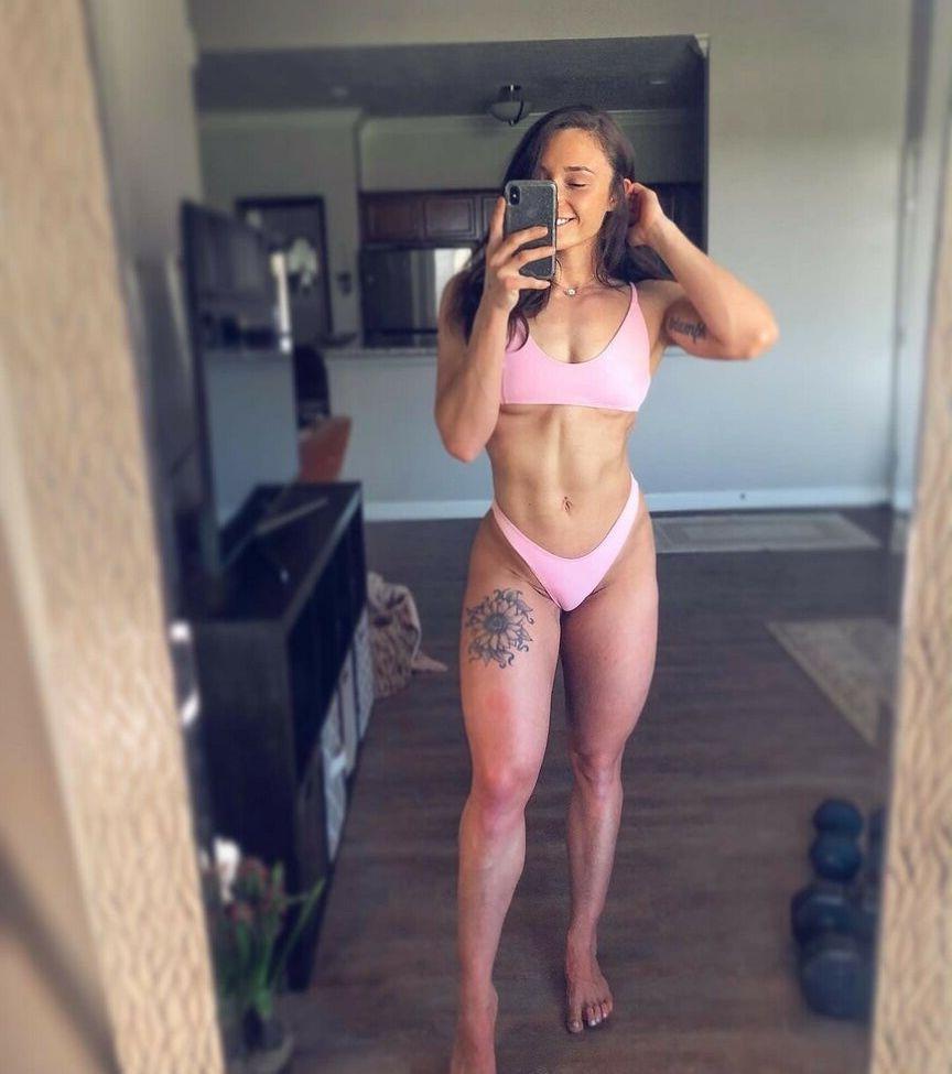 25P Taylor Stewart nude