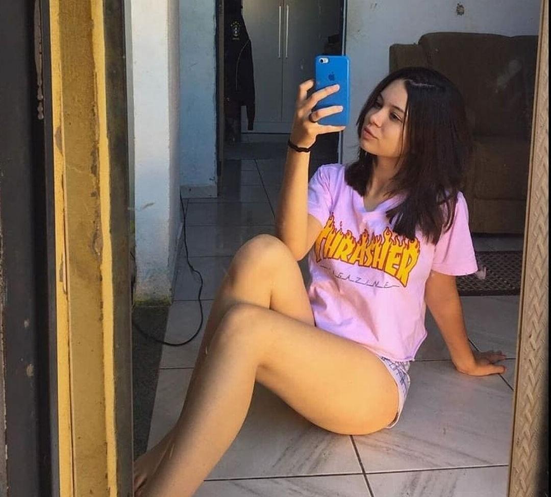 22P Karol Oliveira nude