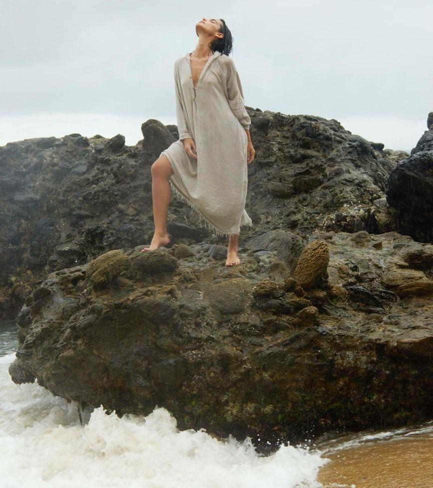 22P Maria Gabriela De Faria nude