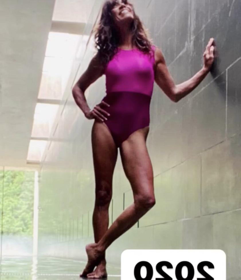 25P Jenny Powell nude
