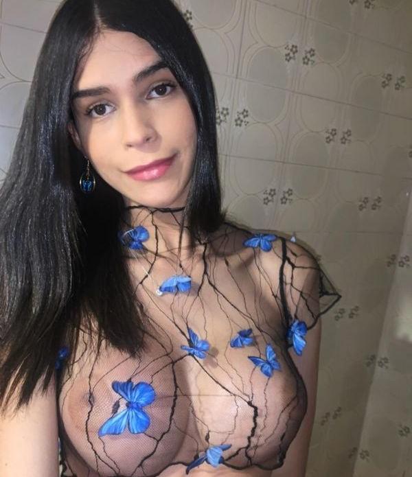 25P Bruna Fernandes nude